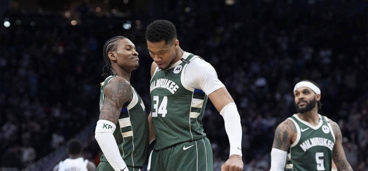 康诺顿深情告别雄鹿效力7个赛季并跟随球队夺冠的简单介绍